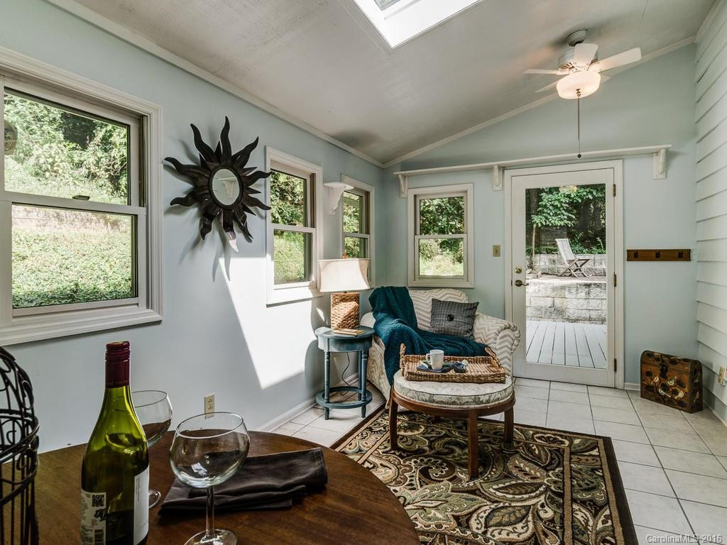 205 Cedarview Drive - Photo 10