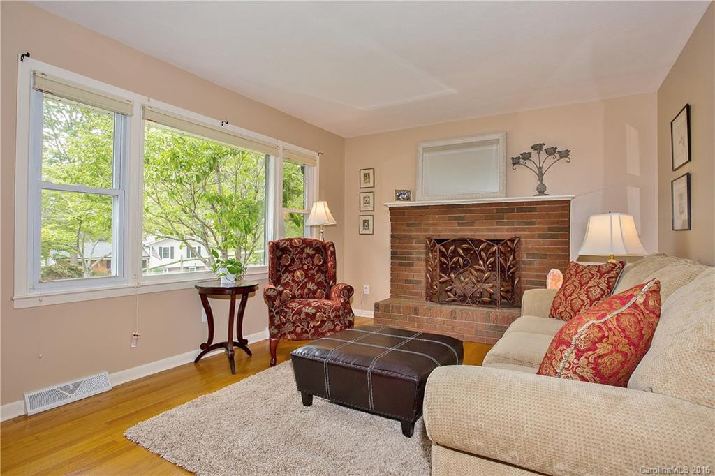 51 Debra Lane - Photo 4