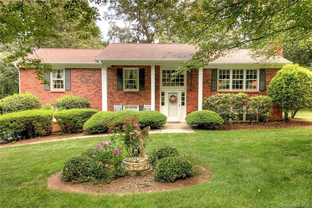 72 Kent Lane #56