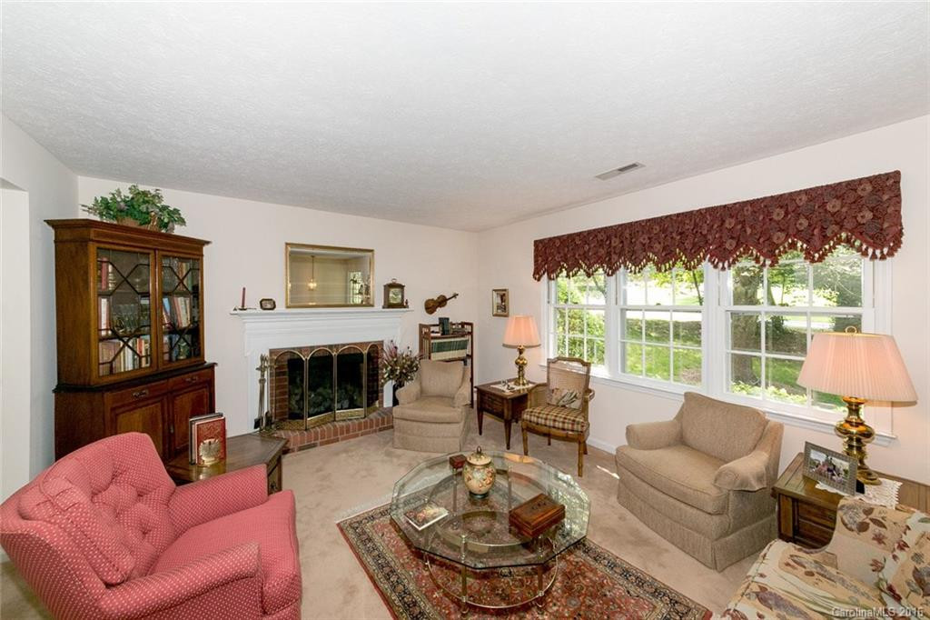 72 Kent Lane #56 - Photo 6