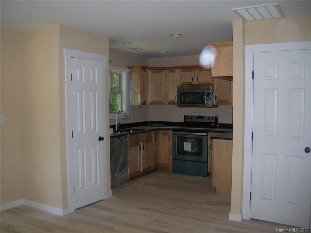 35 Craig Circle - Photo 4