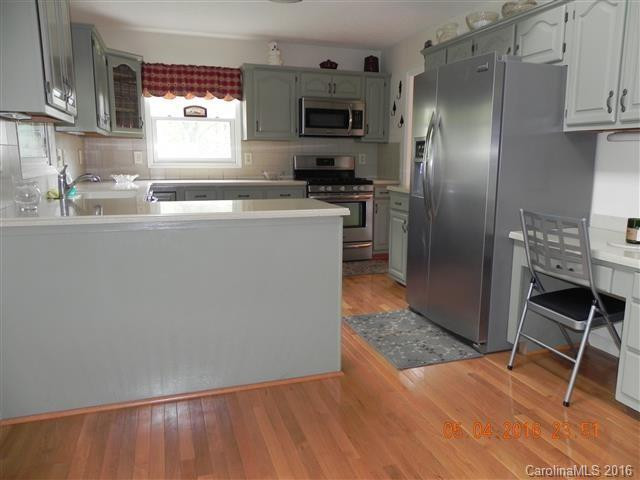 14 Lowry Lane - Photo 7