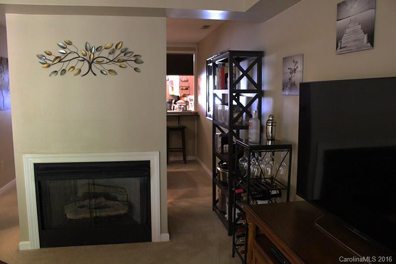 208 Carlyle Way #208 - Photo 12