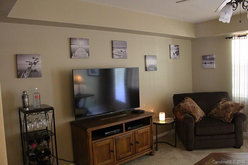 208 Carlyle Way #208 - Photo 13