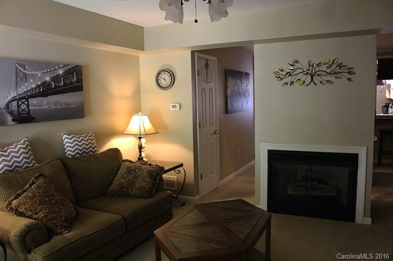208 Carlyle Way #208 - Photo 14