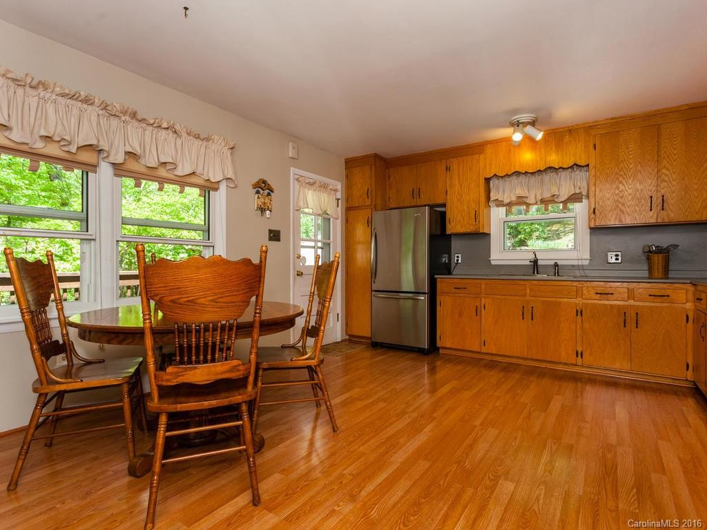 157 Spring Mountain Road - Photo 6