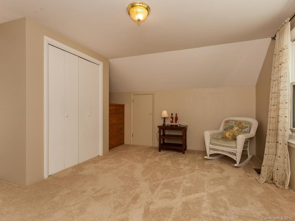 157 Spring Mountain Road - Photo 10