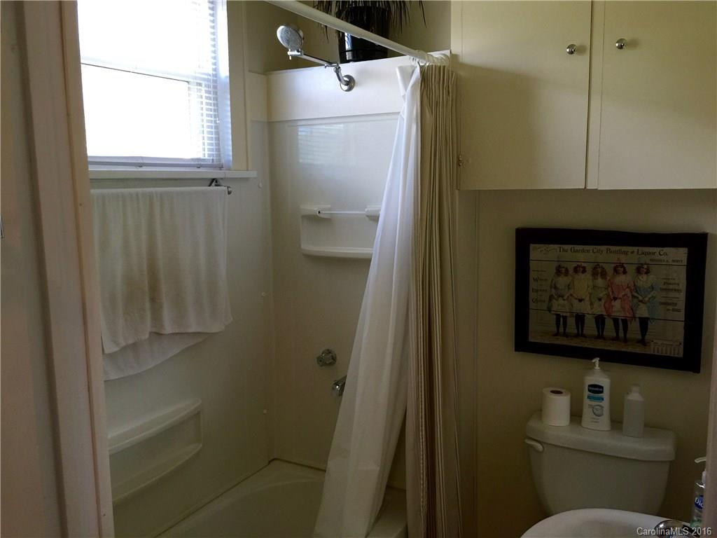 465 Baldwin Avenue - Photo 5