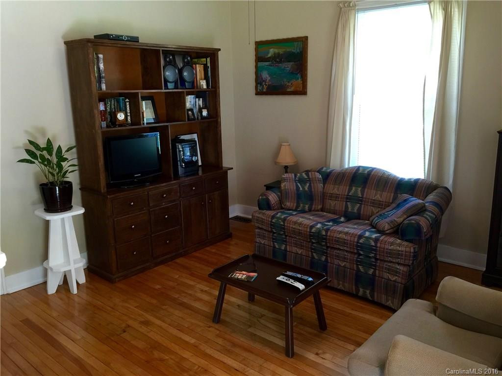 465 Baldwin Avenue - Photo 8