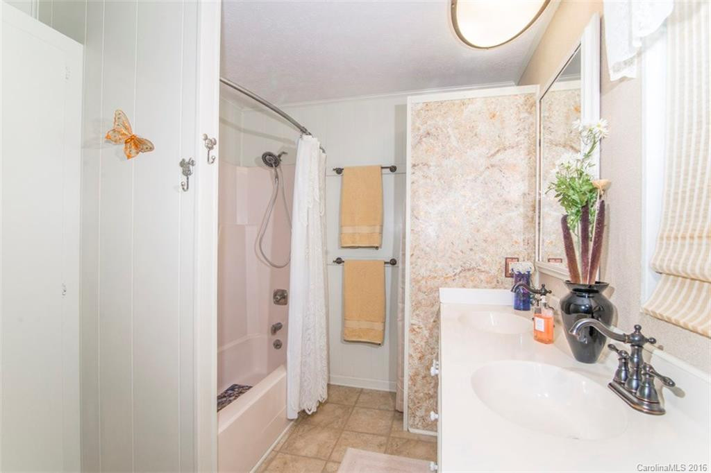 673 Oak Grove Road - Photo 12