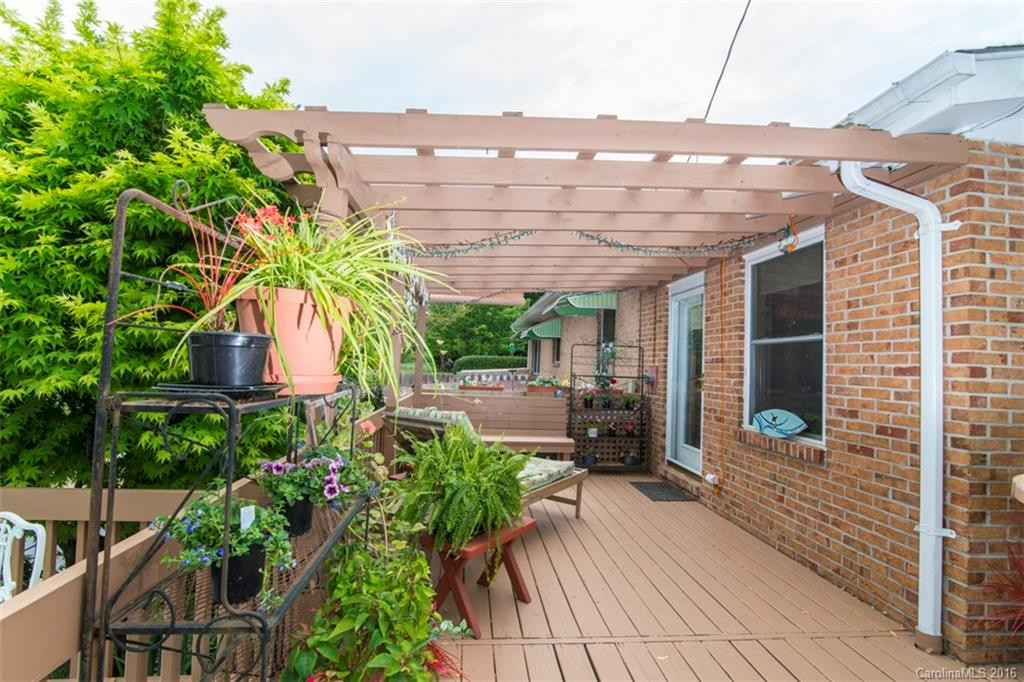 673 Oak Grove Road - Photo 17