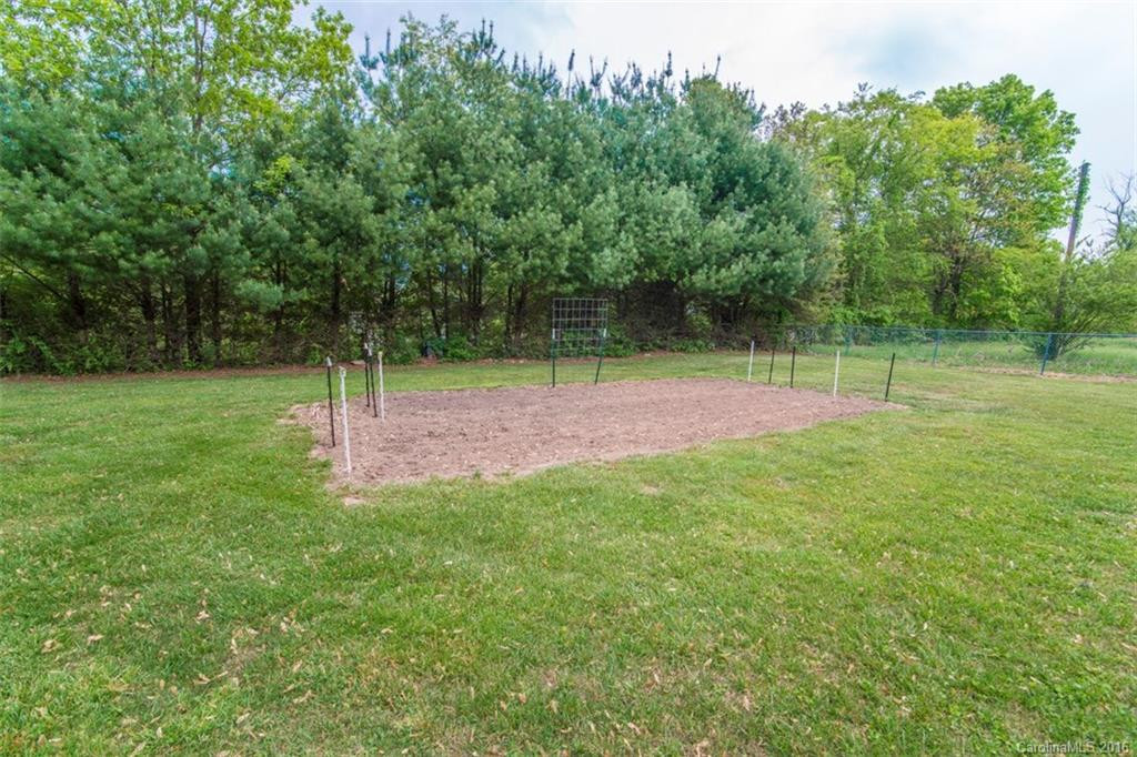 673 Oak Grove Road - Photo 22