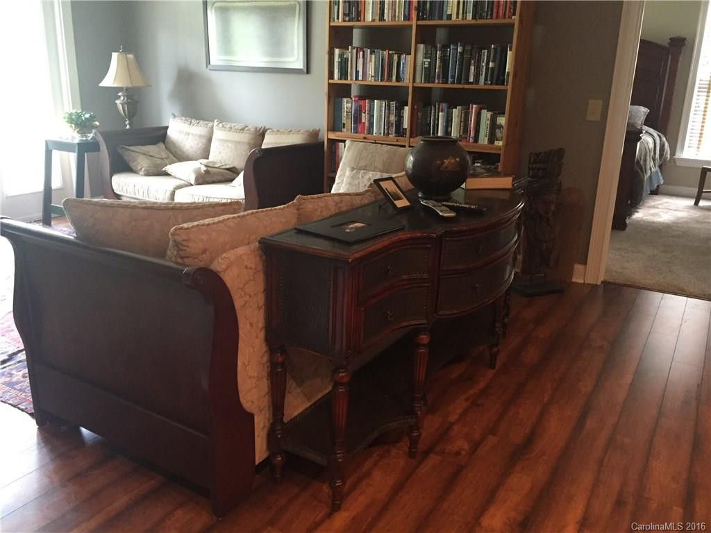 37 Glenview Lane #2023 - Photo 6
