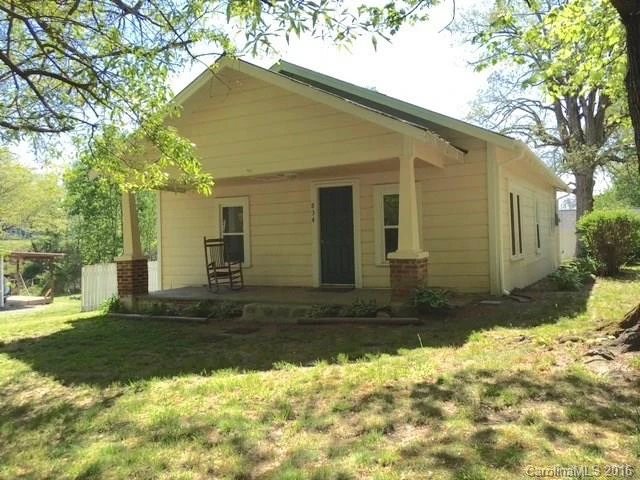 834 Mount Airy Street