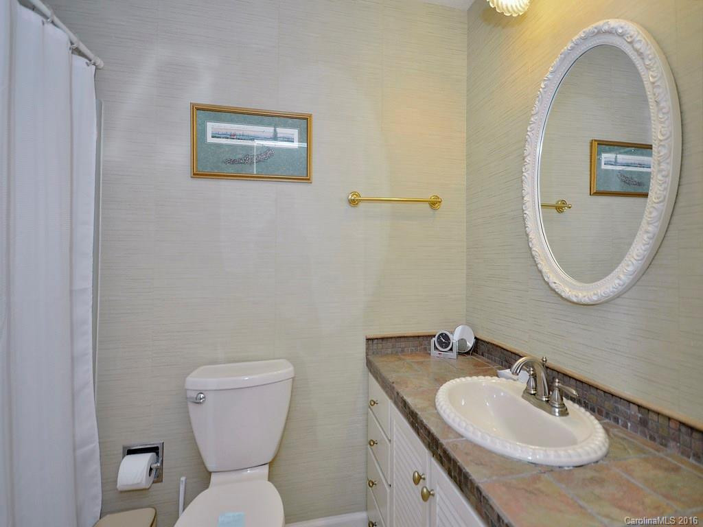 1749-B Haywood Manor Road #15B - Photo 8