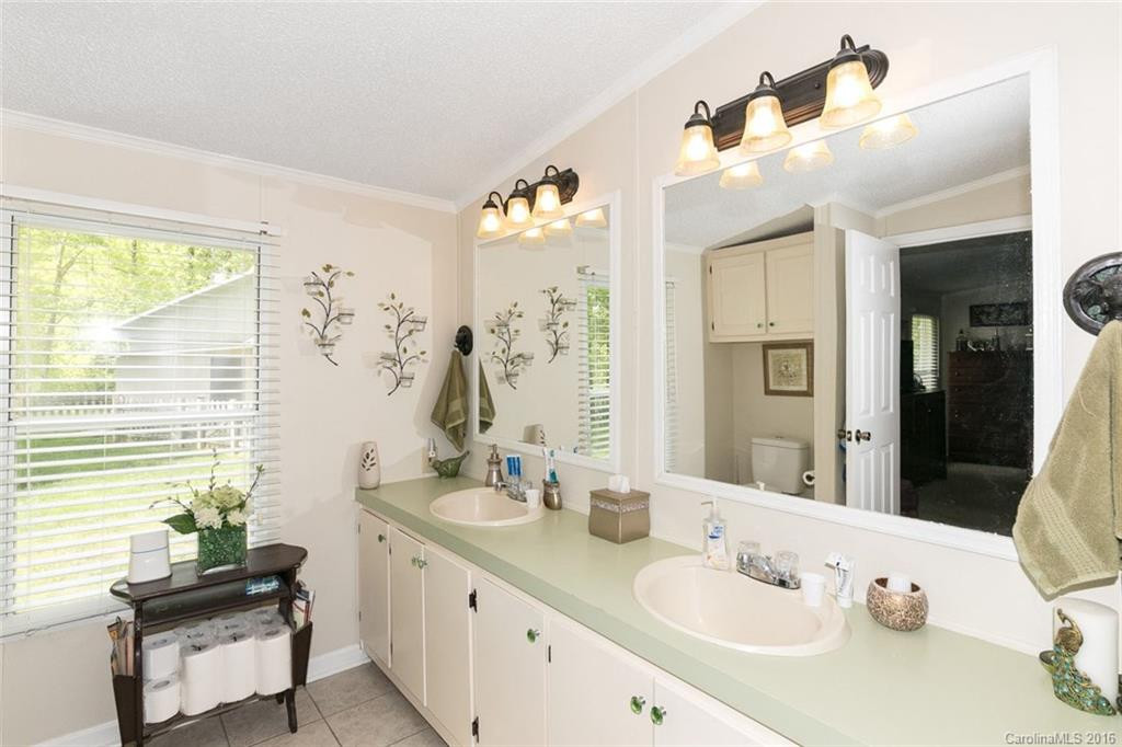 6737 Pinnacle Mountain Road - Photo 8