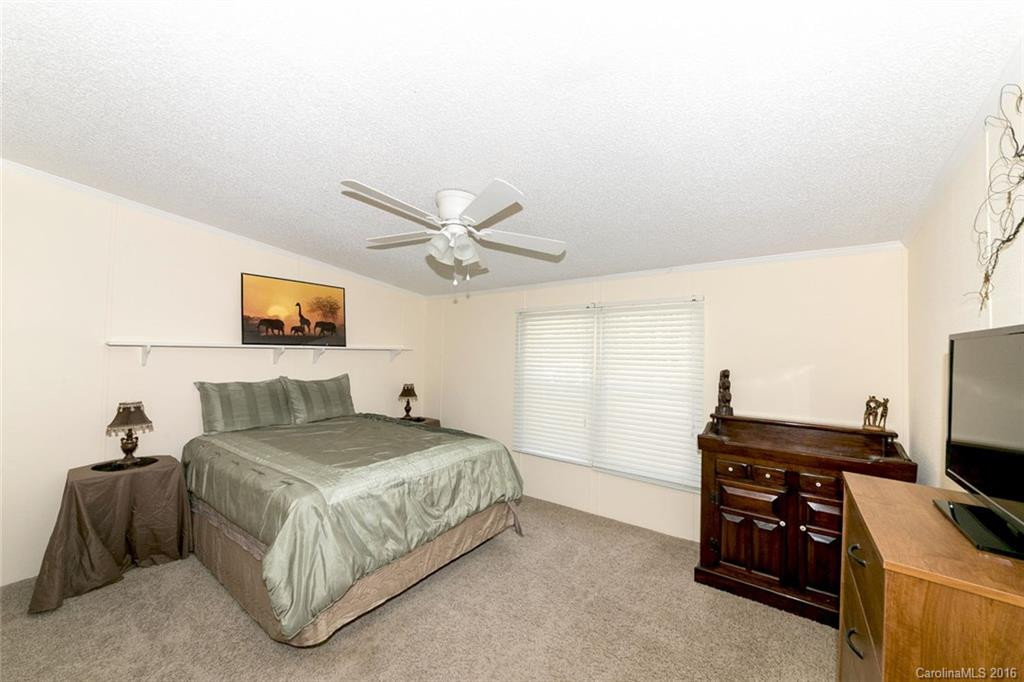 6737 Pinnacle Mountain Road - Photo 9