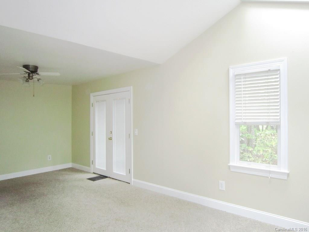 72 Greenwood Acres Drive - Photo 11