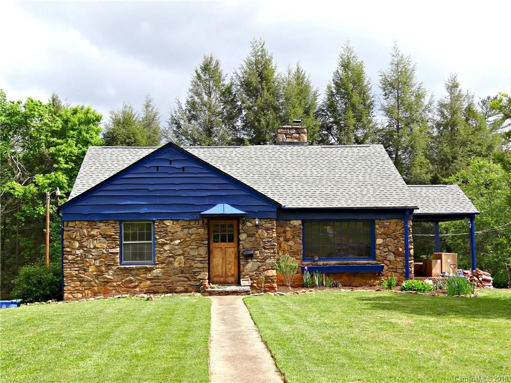 104 Lakewood Drive