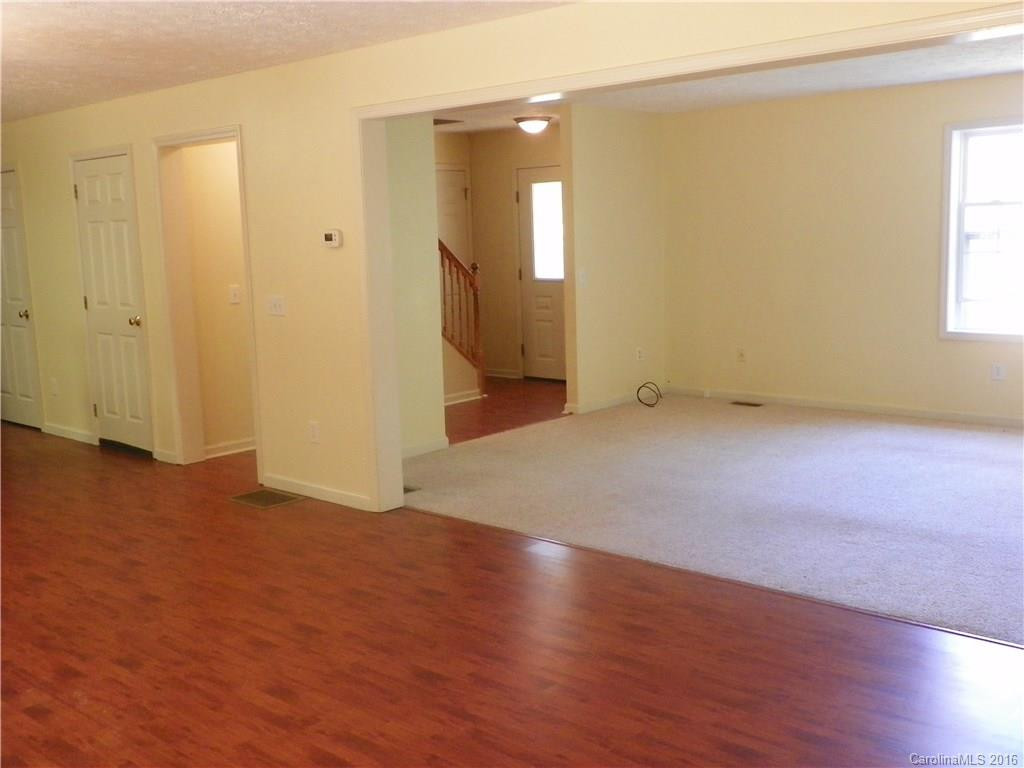 100 Gliding Hawk Way - Photo 12
