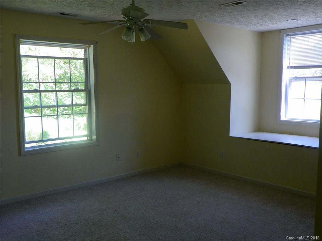100 Gliding Hawk Way - Photo 19