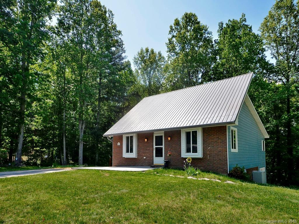484 Rambling Drive