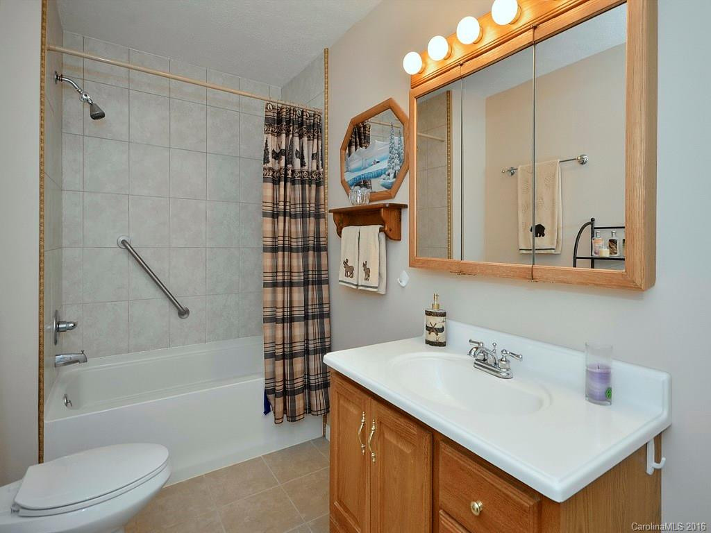 484 Rambling Drive - Photo 11