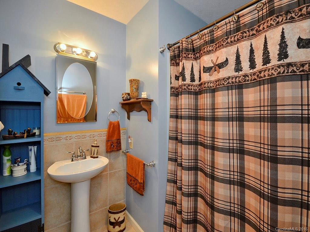 484 Rambling Drive - Photo 14