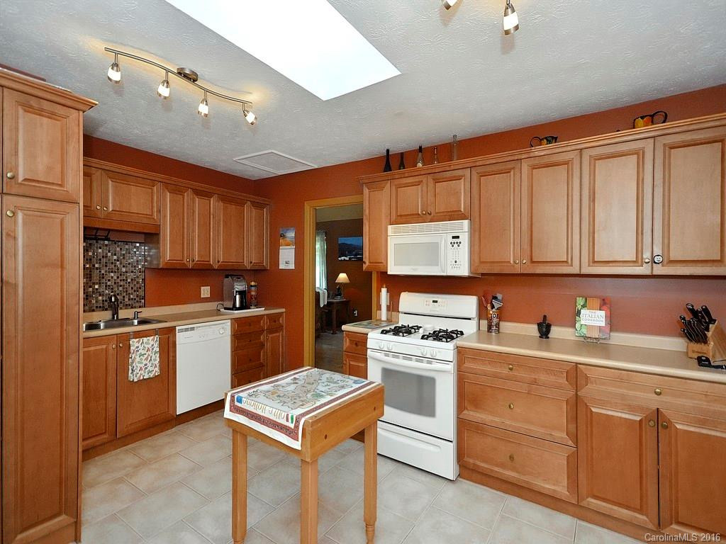484 Rambling Drive - Photo 6