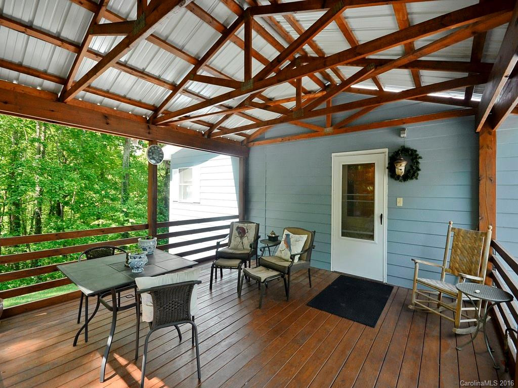 484 Rambling Drive - Photo 8