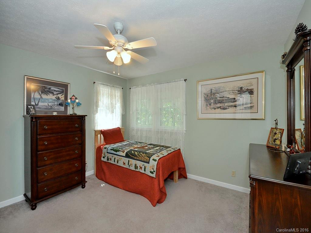 484 Rambling Drive - Photo 10
