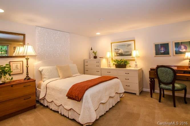 36 Sweetbriar Court - Photo 17