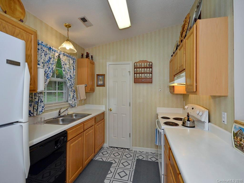 107 Sandpiper Court - Photo 6
