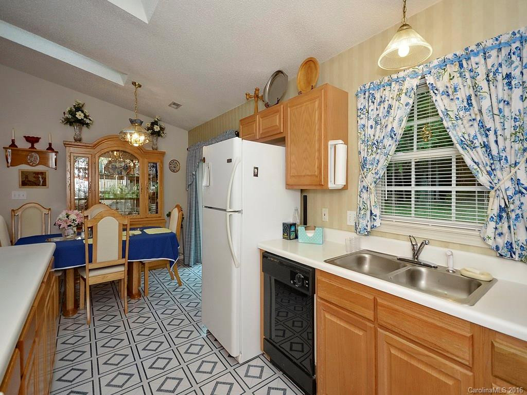 107 Sandpiper Court - Photo 7