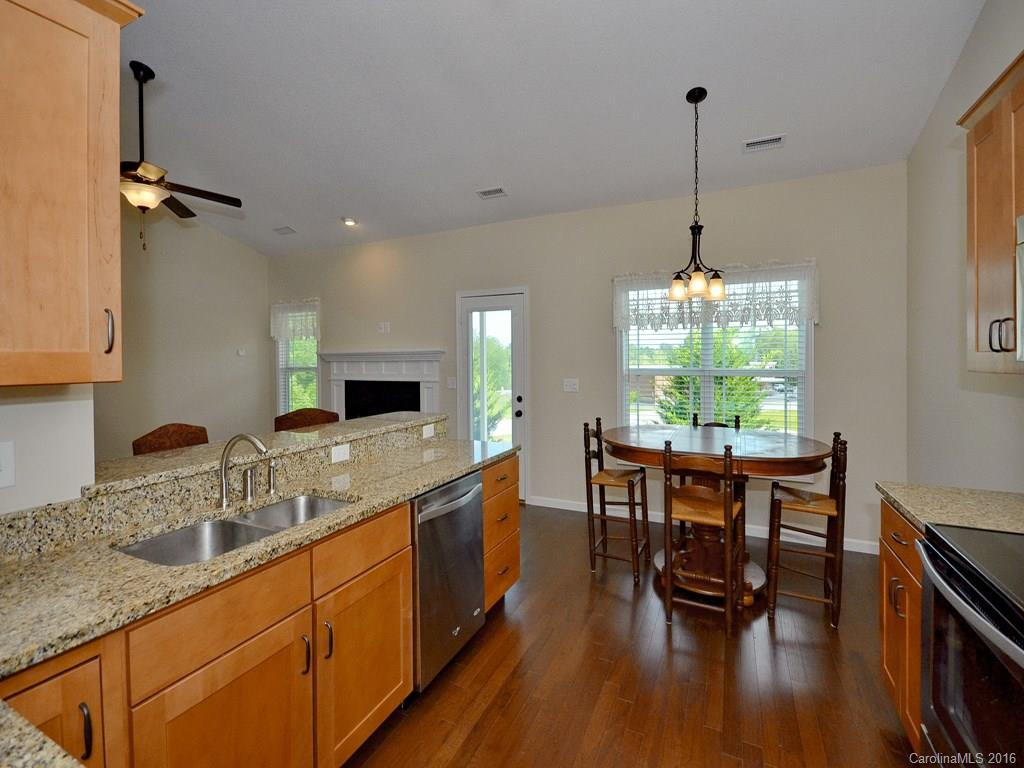 72 Weaver Village Way - Photo 7