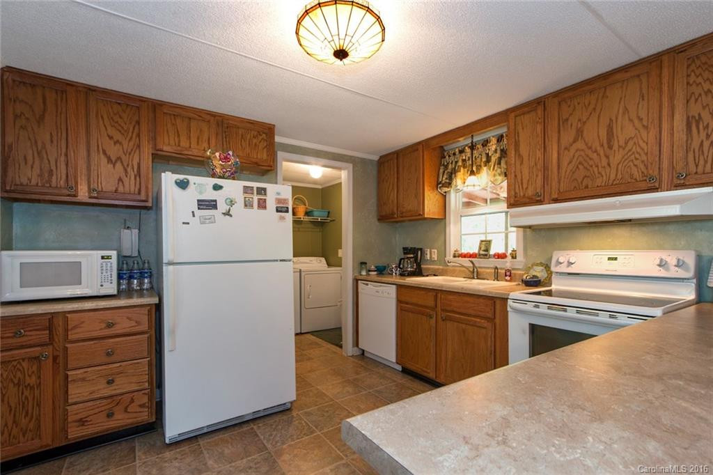 596 Boland Drive - Photo 9