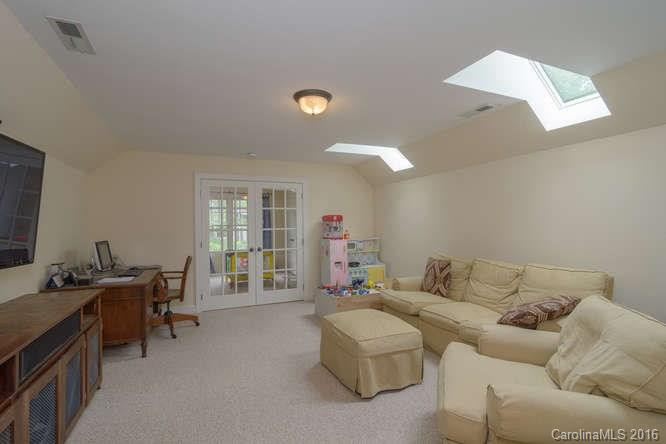 1609 Olmsted Drive - Photo 19
