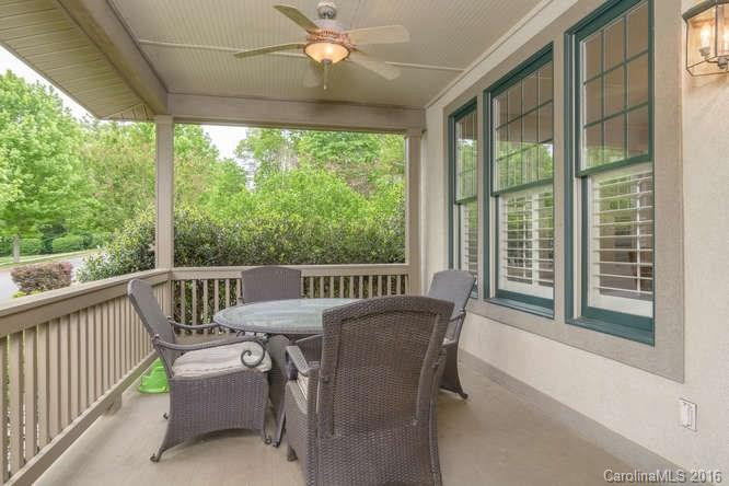 1609 Olmsted Drive - Photo 3