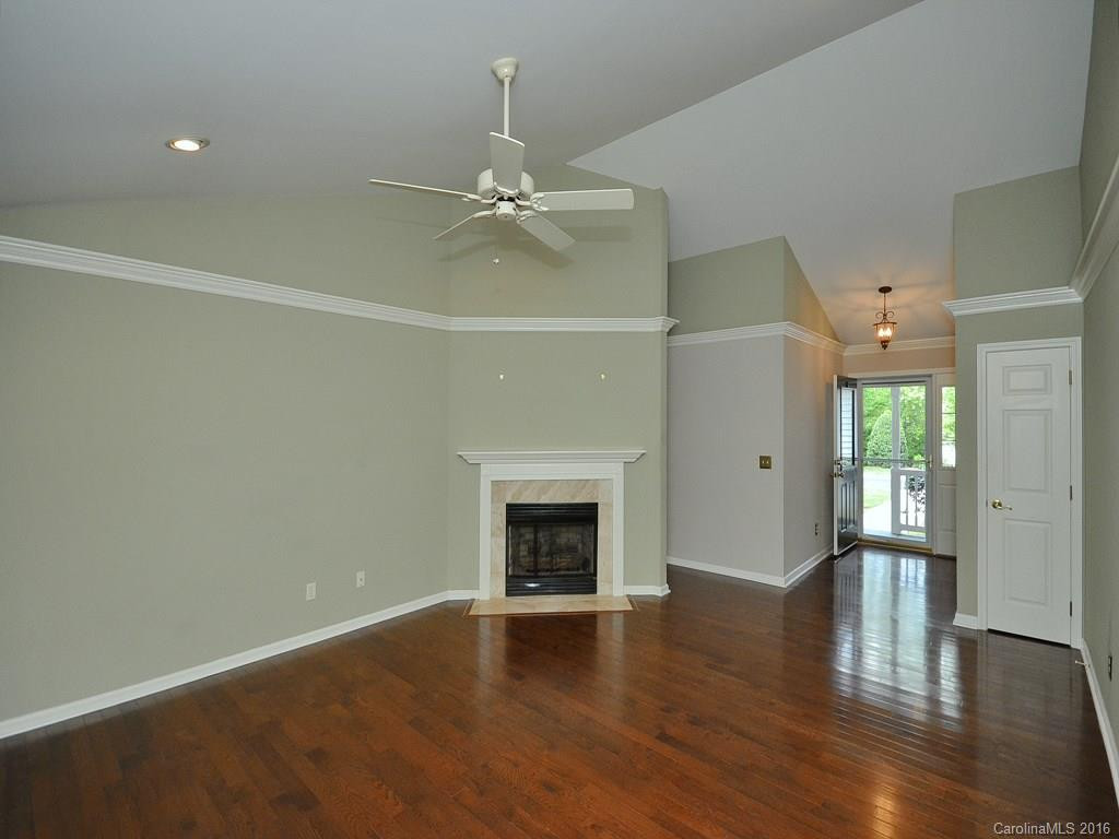 351 Charlestown Drive #13B - Photo 3
