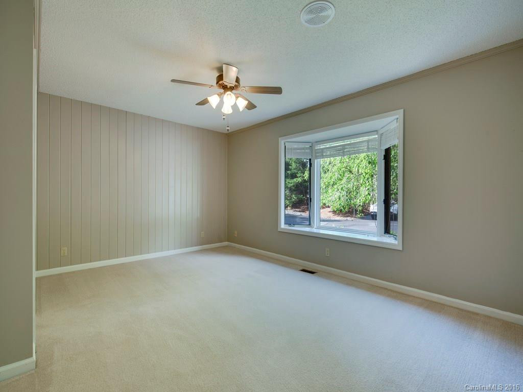 39 Hillcreek Drive #28 - Photo 12