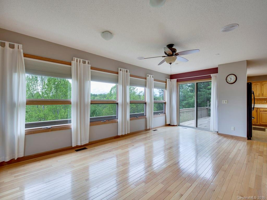 39 Hillcreek Drive #28 - Photo 14