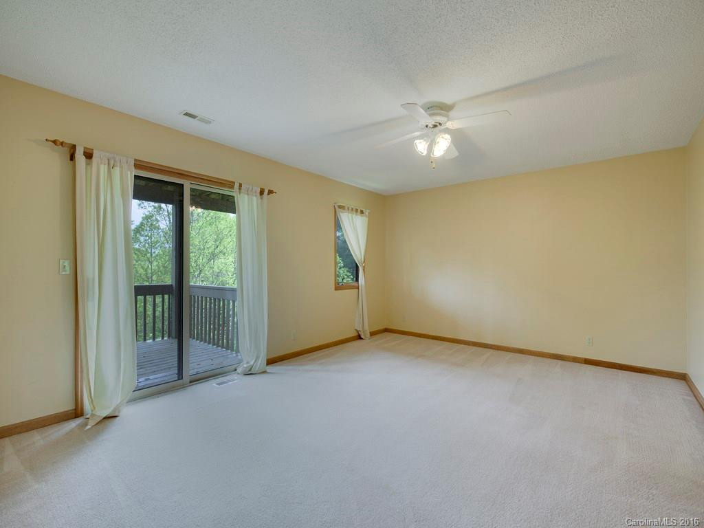 39 Hillcreek Drive #28 - Photo 19