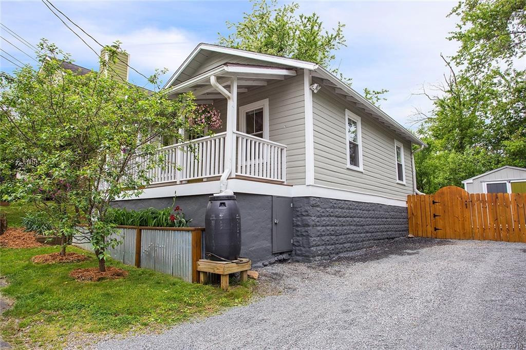 206 Greenlee Avenue - Photo 2