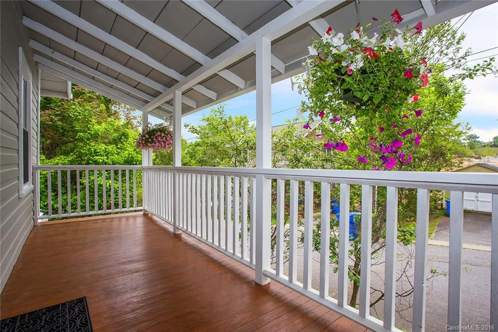206 Greenlee Avenue - Photo 3