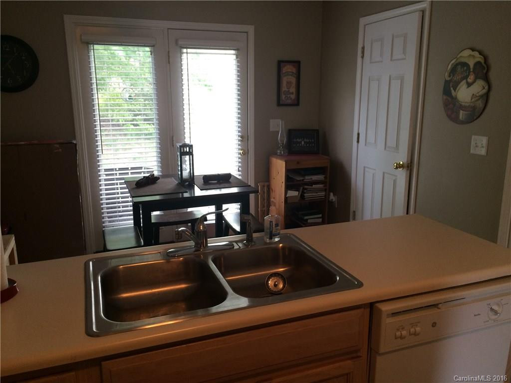 21 Stafford Court #21 - Photo 3