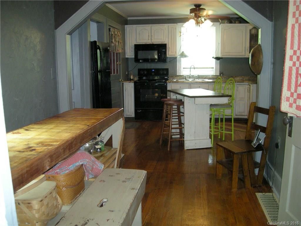34 Old White Street - Photo 12