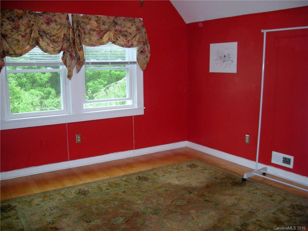 34 Old White Street - Photo 14