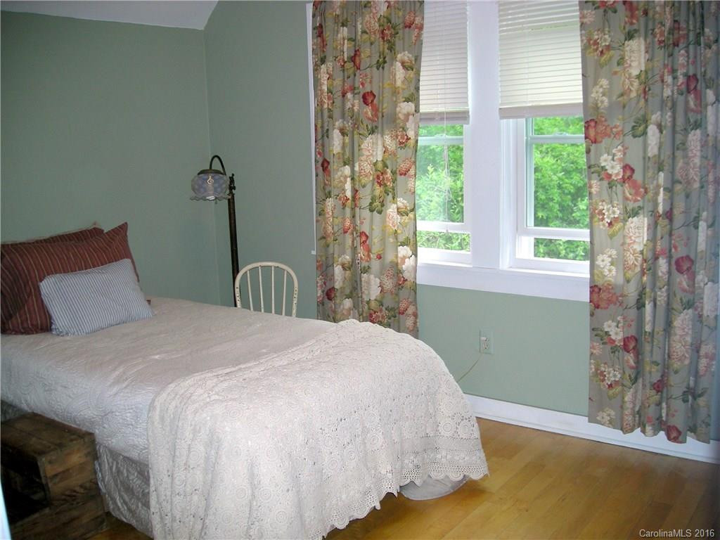 34 Old White Street - Photo 15