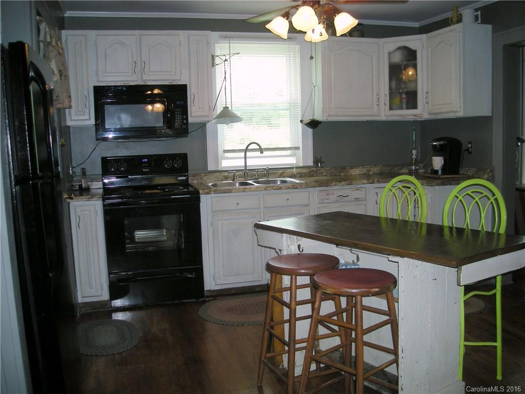 34 Old White Street - Photo 10