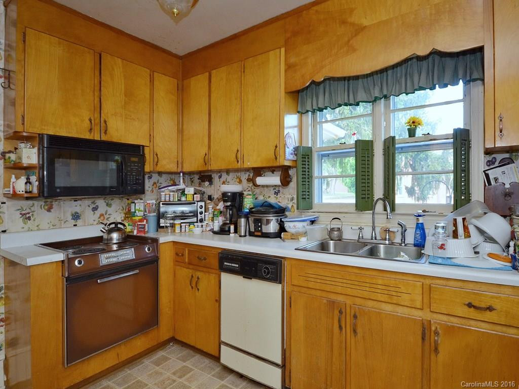 149 Pisgah Drive - Photo 2